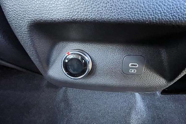 2023 Mahindra Scorpio Z8