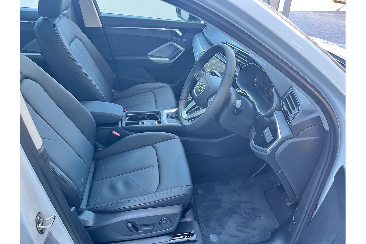 2025 Audi Q3 35 TFSI F3