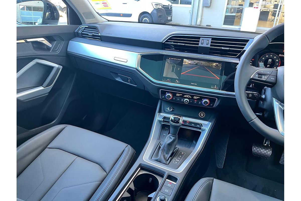 2025 Audi Q3 35 TFSI F3