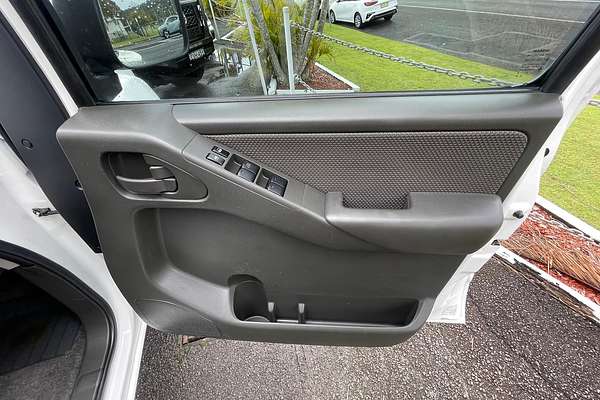2011 Nissan Navara RX D40 4X4