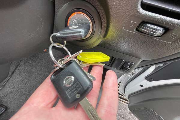 2011 Nissan Navara RX D40 4X4