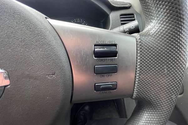 2011 Nissan Navara RX D40 4X4