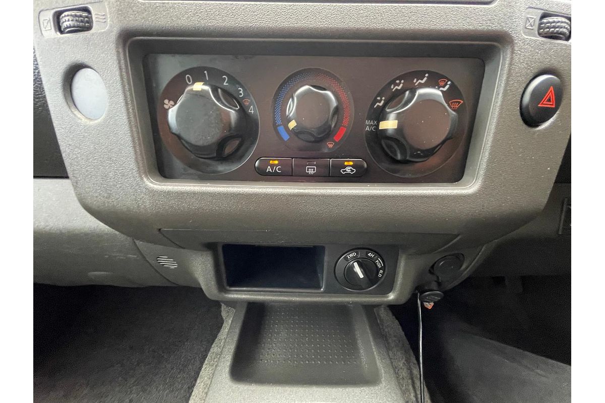 2011 Nissan Navara RX D40 4X4