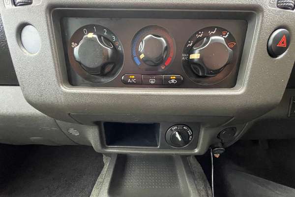 2011 Nissan Navara RX D40 4X4