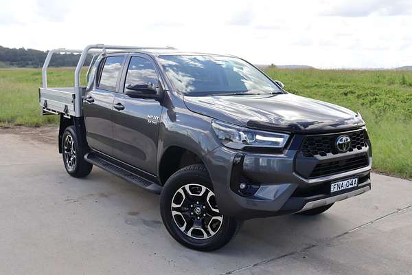 2024 Toyota Hilux SR5 48V GUN126R 4X4
