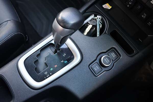 2024 Toyota Hilux SR5 48V GUN126R 4X4