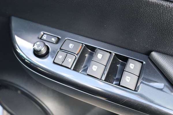 2024 Toyota Hilux SR5 48V GUN126R 4X4