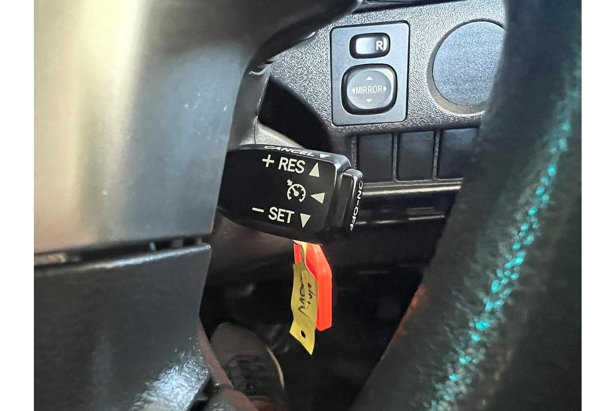 2014 Toyota Hiace KDH201R LWB