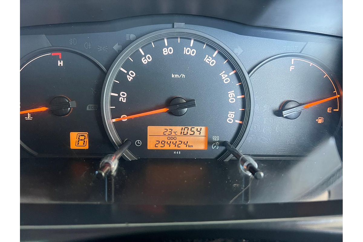 2014 Toyota Hiace KDH201R LWB