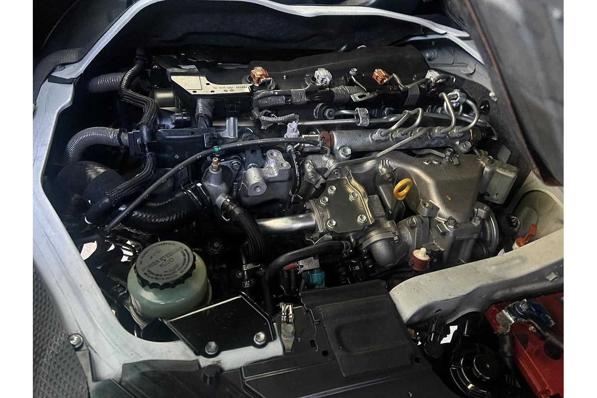 2014 Toyota Hiace KDH201R LWB
