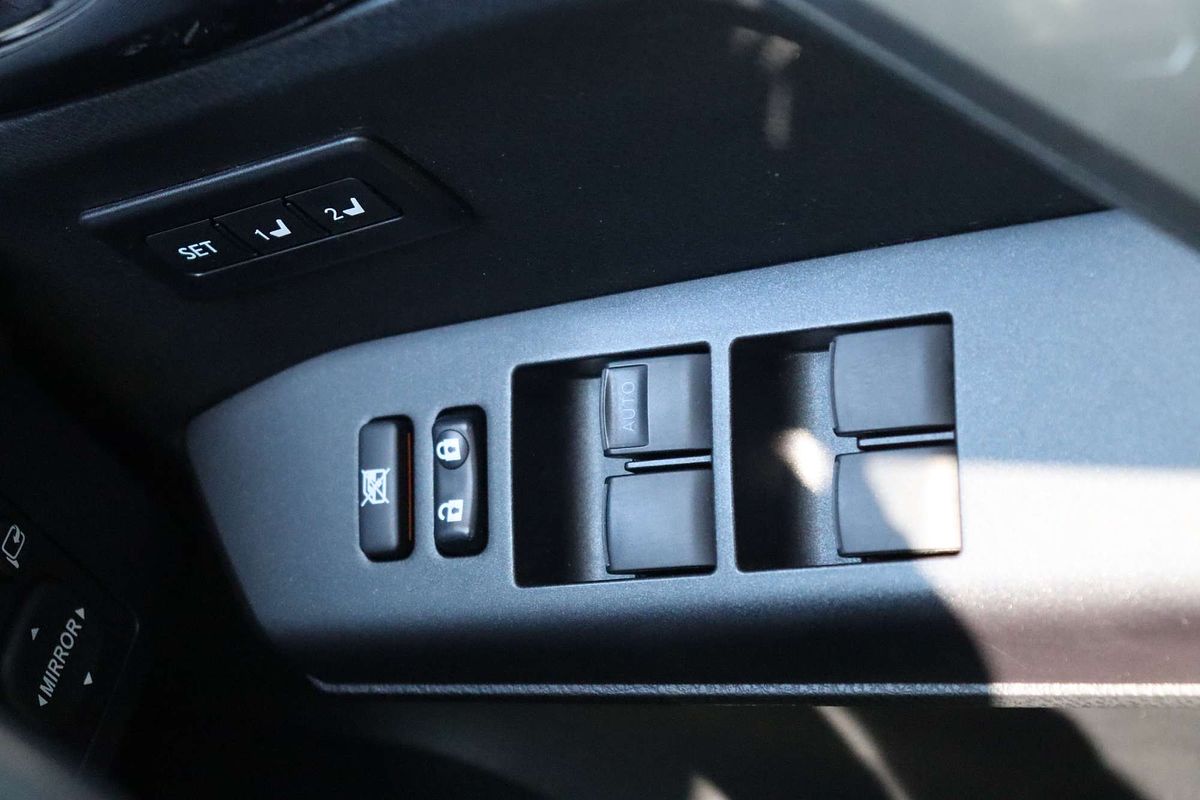 2017 Toyota RAV4 Cruiser ALA49R