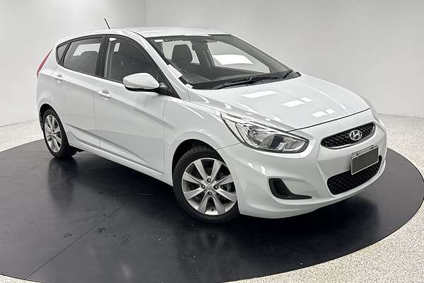 2019 Hyundai Accent Sport RB6