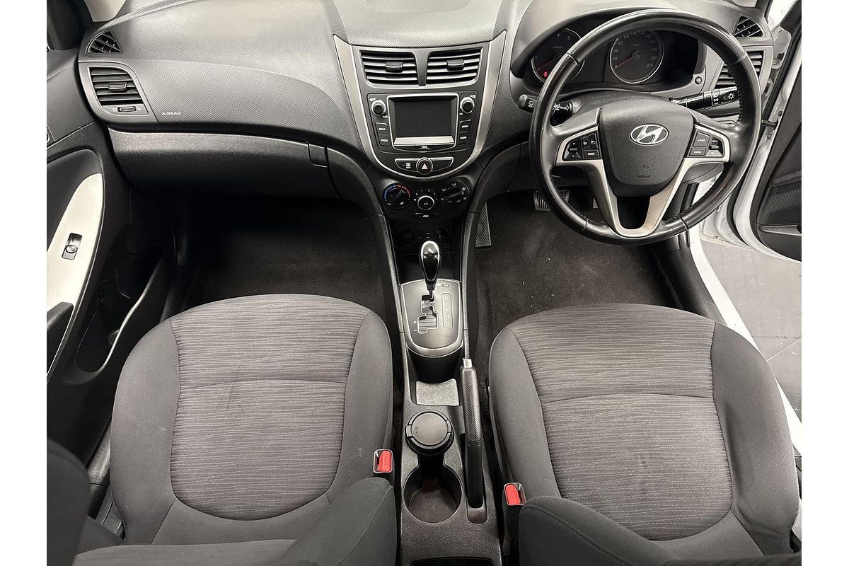 2019 Hyundai Accent Sport RB6