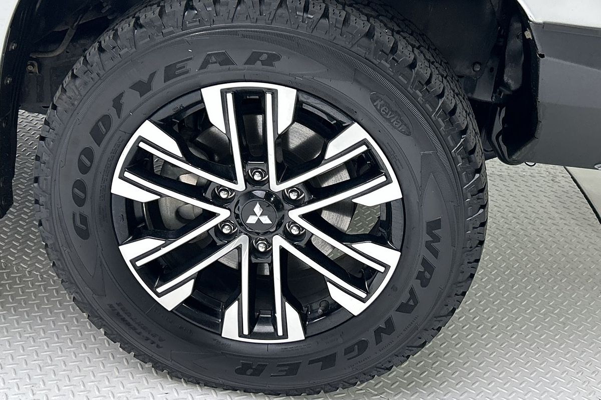 2020 Mitsubishi Pajero Sport GLS QF