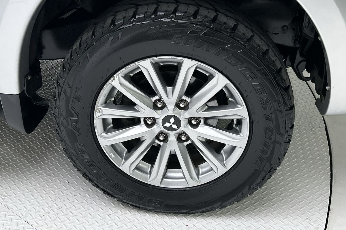 2017 Mitsubishi Triton GLS MQ 4X4