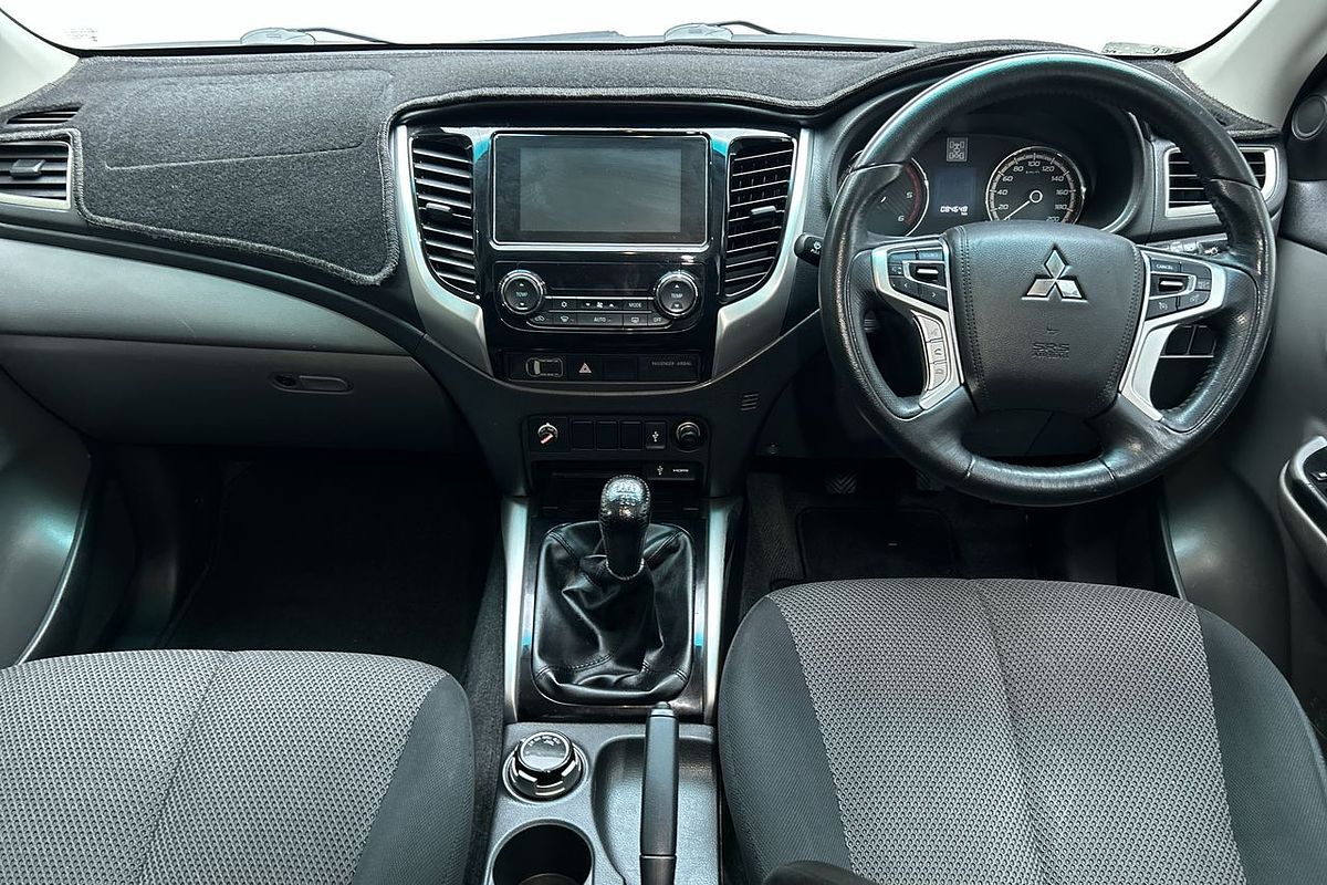 2017 Mitsubishi Triton GLS MQ 4X4