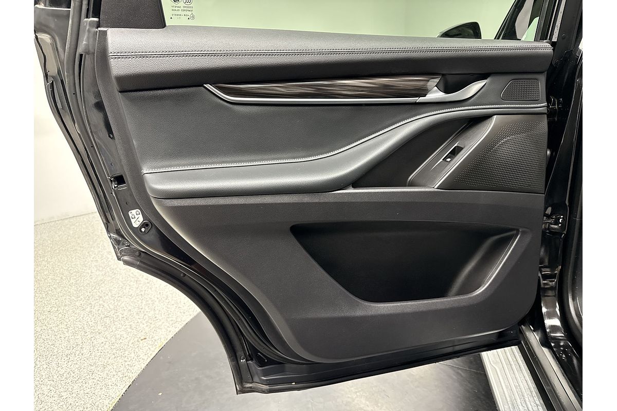 2022 LDV D90 Executive SV9A