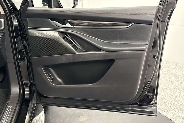 2022 LDV D90 Executive SV9A