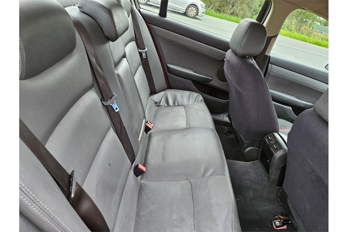 2010 Holden Commodore Omega VE