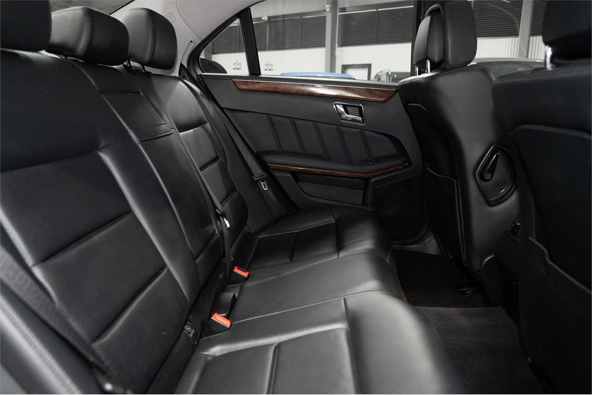 2011 Mercedes-Benz E-Class E220 CDI BlueEFFICIENCY Elegance W212