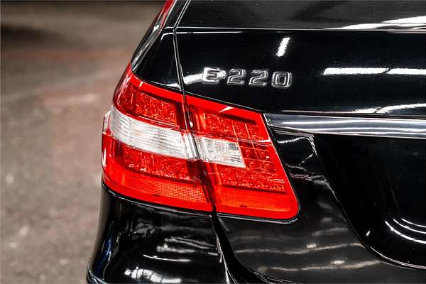 2011 Mercedes-Benz E-Class E220 CDI BlueEFFICIENCY Elegance W212