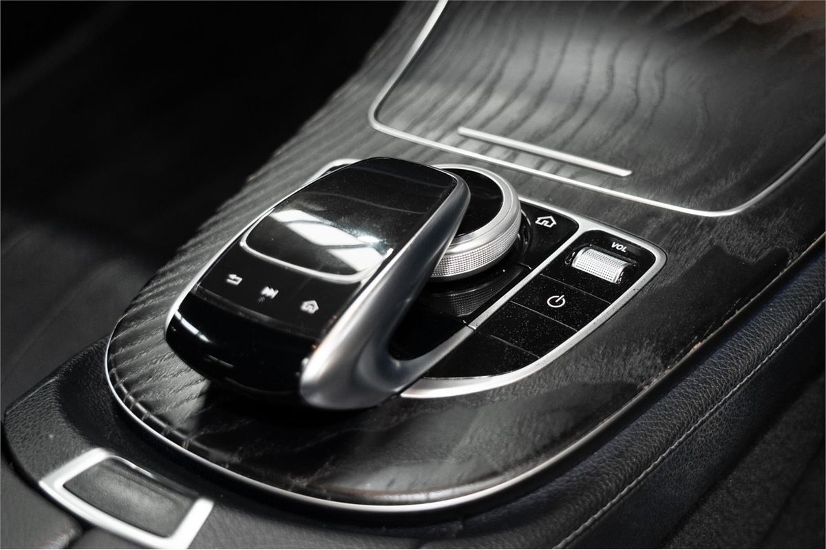 2019 Mercedes-Benz E-Class E200 W213
