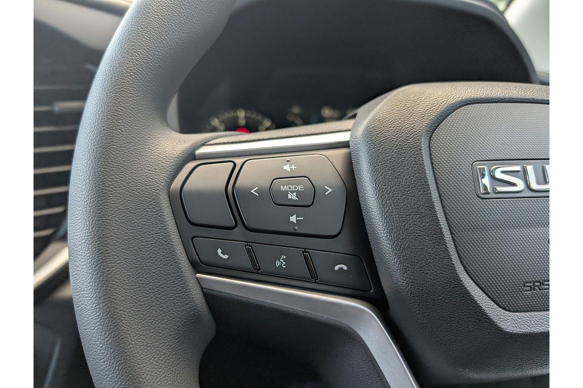 2025 Isuzu MU-X LS-M