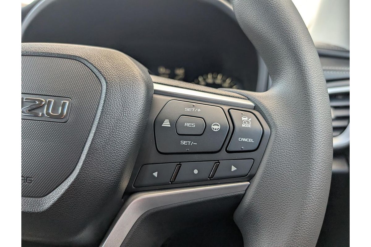 2025 Isuzu MU-X LS-M
