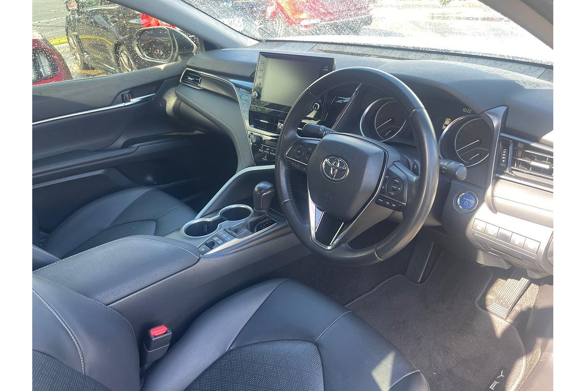 2021 Toyota Camry SX AXVH70R