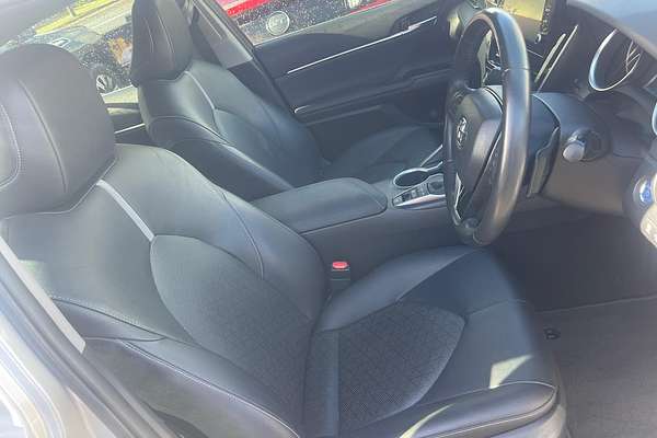 2021 Toyota Camry SX AXVH70R