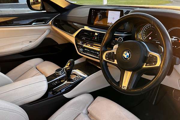 2018 BMW 5 Series 520d M Sport G30