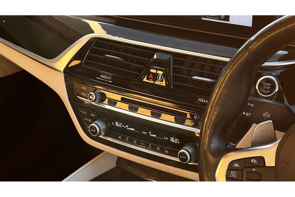 2018 BMW 5 Series 520d M Sport G30