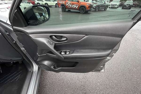 2018 Nissan QASHQAI ST J11 Series 2