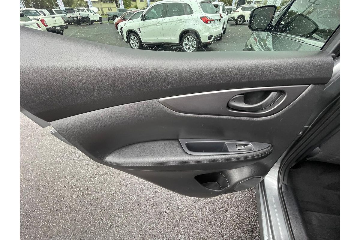 2018 Nissan QASHQAI ST J11 Series 2