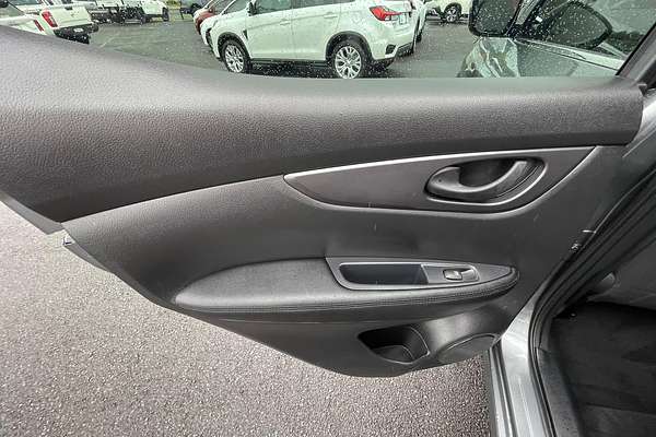 2018 Nissan QASHQAI ST J11 Series 2