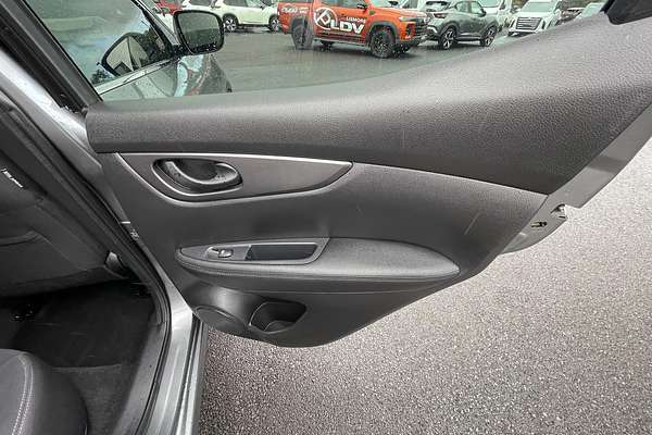 2018 Nissan QASHQAI ST J11 Series 2