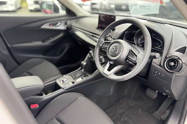 2025 Mazda CX-3 G20 Pure DK