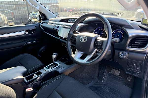 2019 Toyota Hilux SR5 GUN126R 4X4