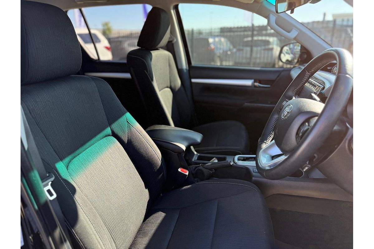 2019 Toyota Hilux SR5 GUN126R 4X4