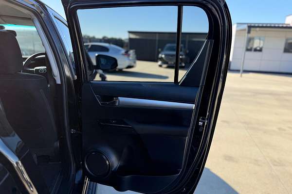 2019 Toyota Hilux SR5 GUN126R 4X4