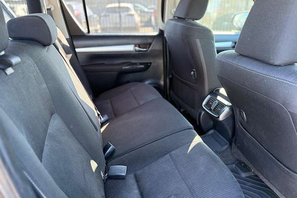 2019 Toyota Hilux SR5 GUN126R 4X4