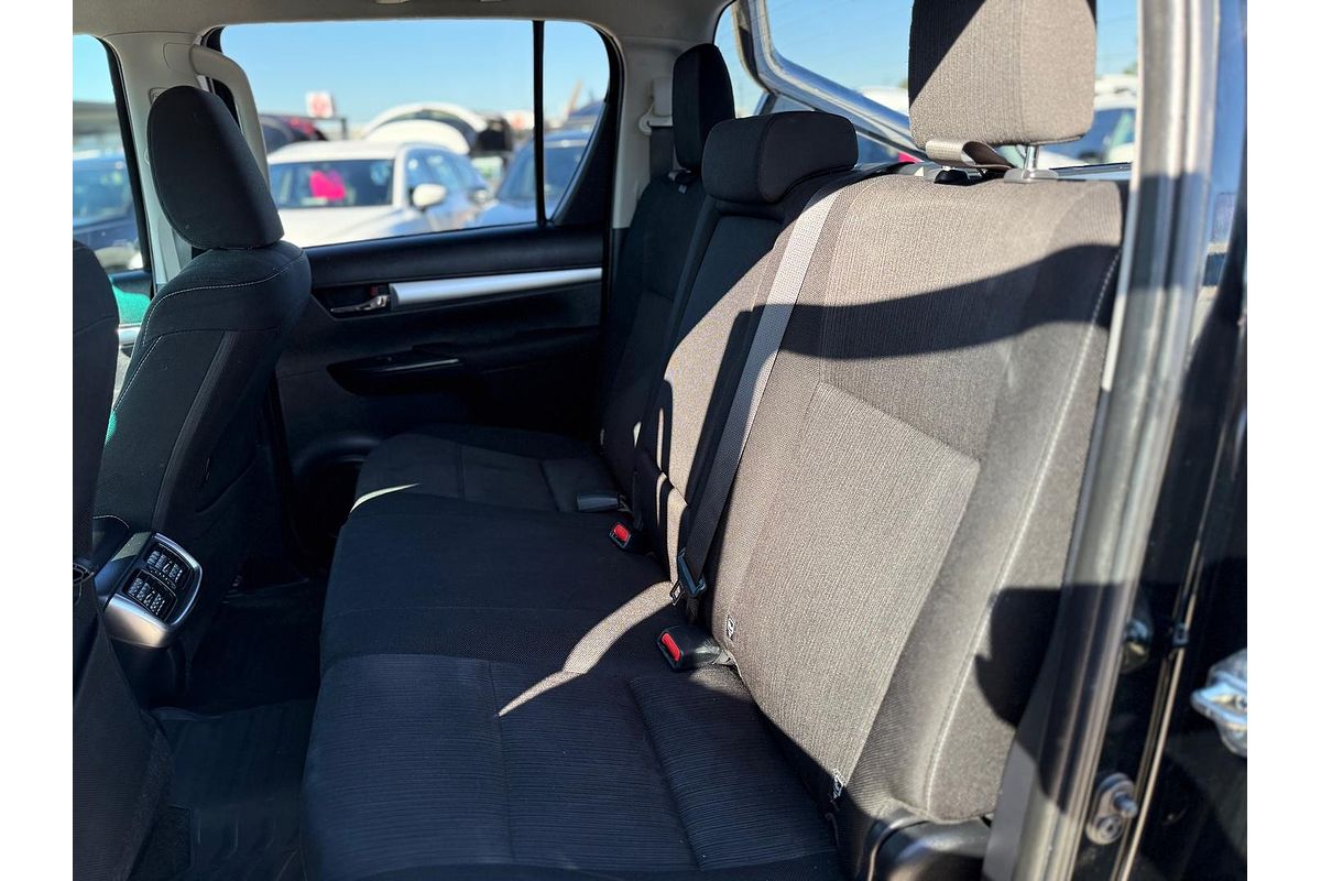 2019 Toyota Hilux SR5 GUN126R 4X4