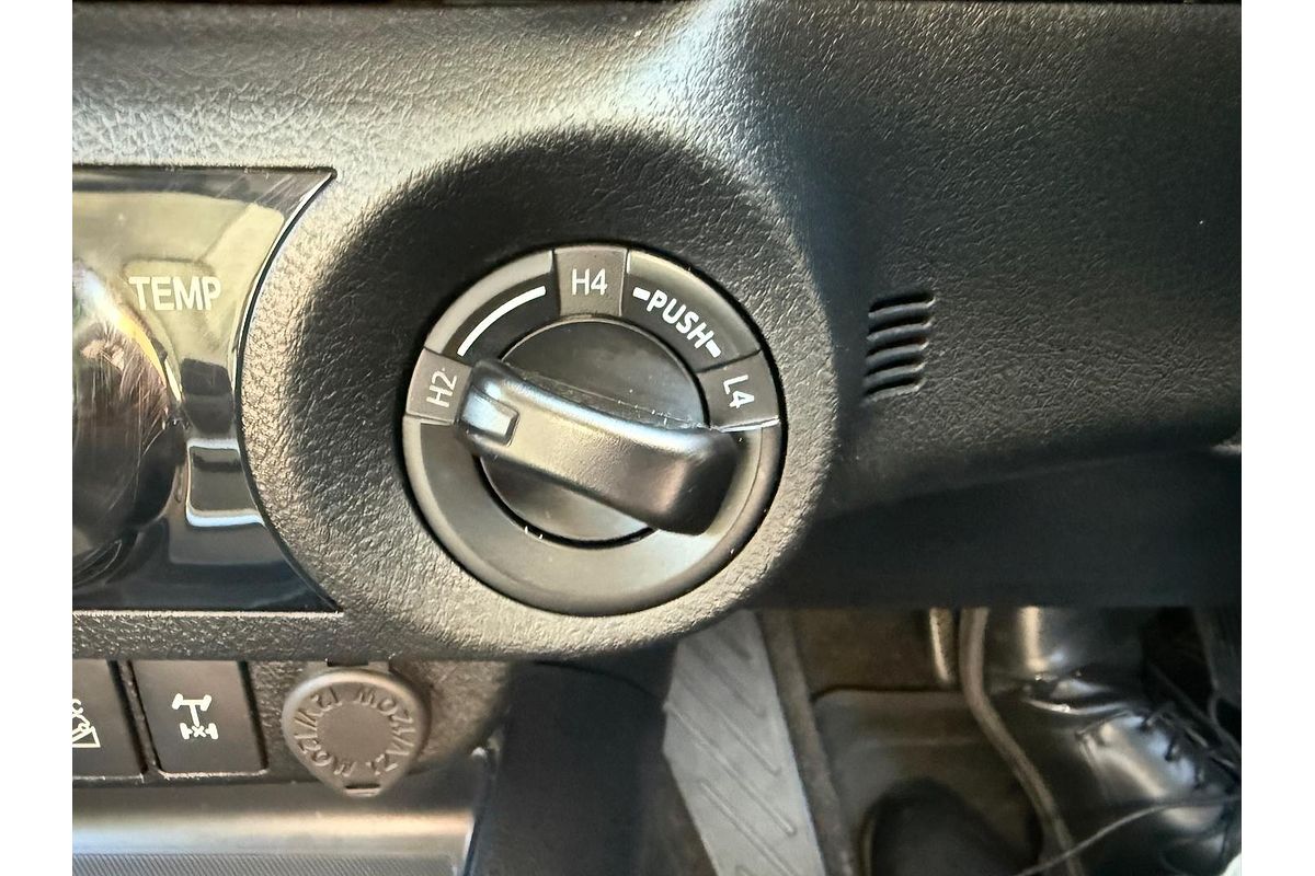2019 Toyota Hilux SR5 GUN126R 4X4