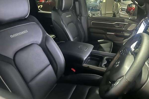 2025 RAM 1500 Laramie Sport Hurricane SO RamBox DT 4X4 SWB