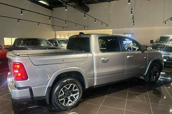 2025 RAM 1500 Laramie Sport Hurricane SO RamBox DT 4X4 SWB