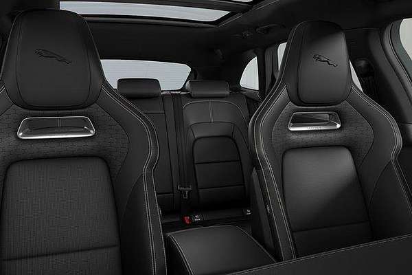 2025 Jaguar F-PACE P250 R-Dynamic SE 90th Anniversary Edition X761