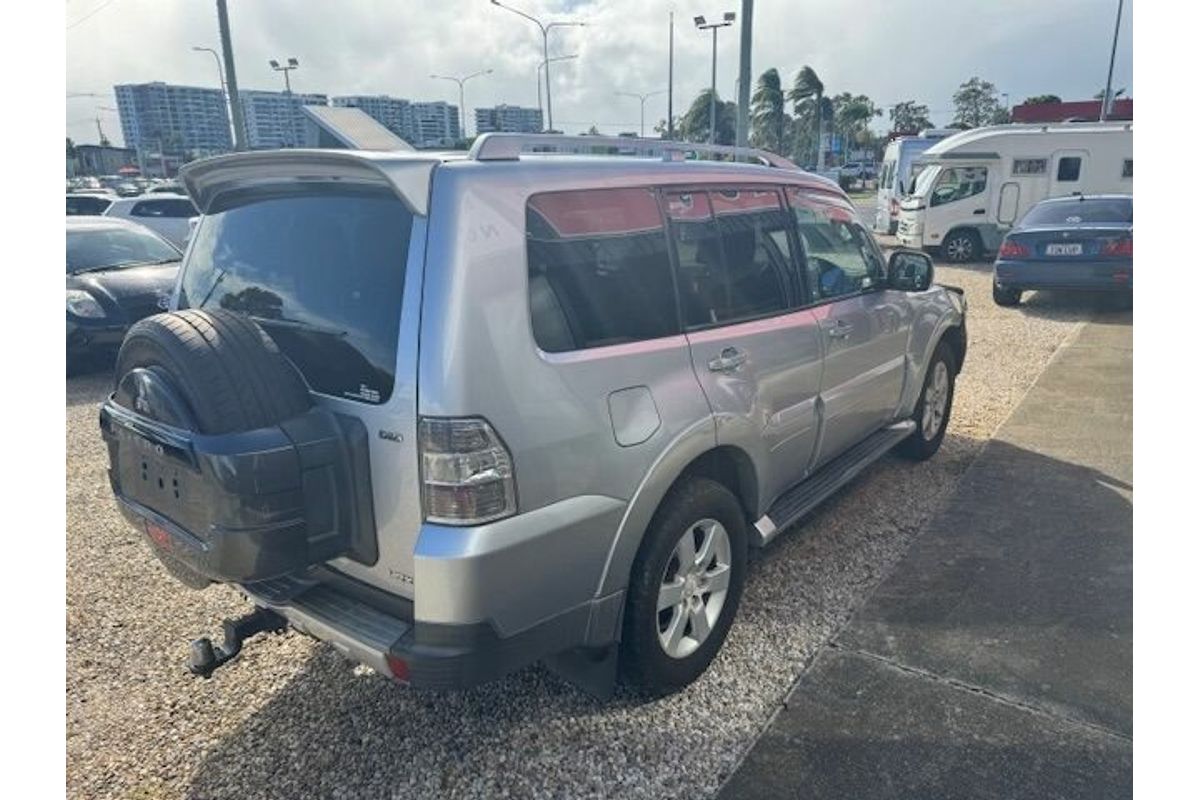 2007 Mitsubishi Pajero VR-X LWB (4x4) NS