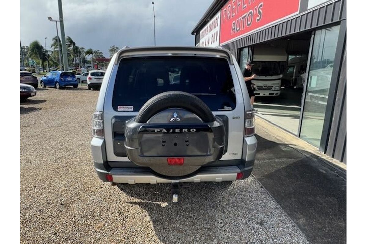 2007 Mitsubishi Pajero VR-X LWB (4x4) NS