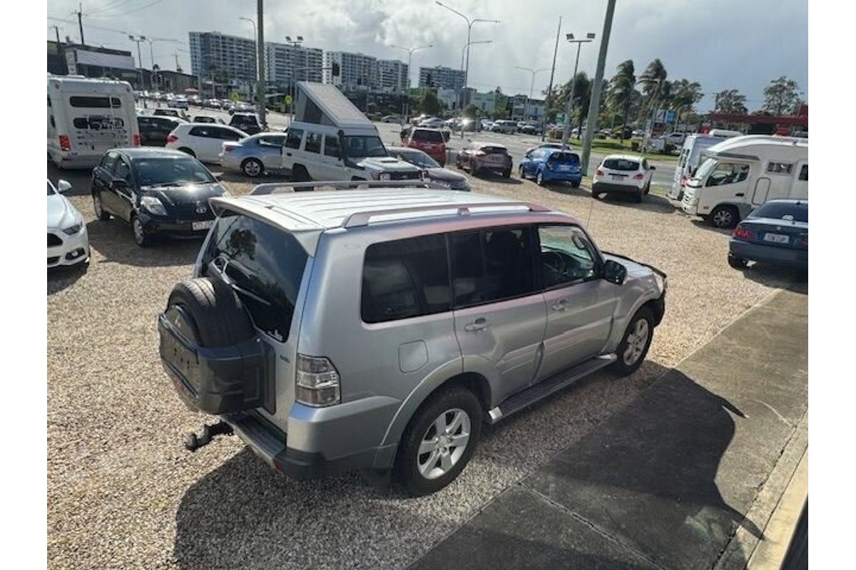 2007 Mitsubishi Pajero VR-X LWB (4x4) NS