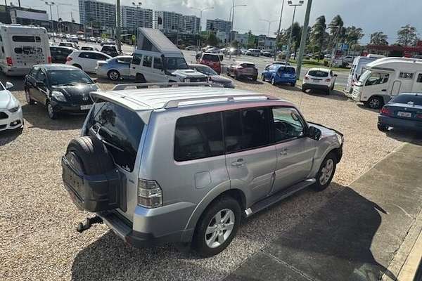 2007 Mitsubishi Pajero VR-X LWB (4x4) NS